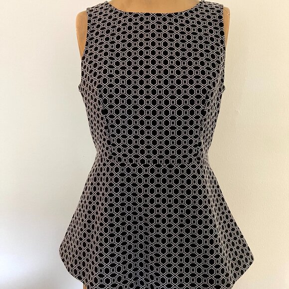 Banana Republic Woman's Peplum Top with Full Back Zipper - Spring '23 - - Picture 1 of 14